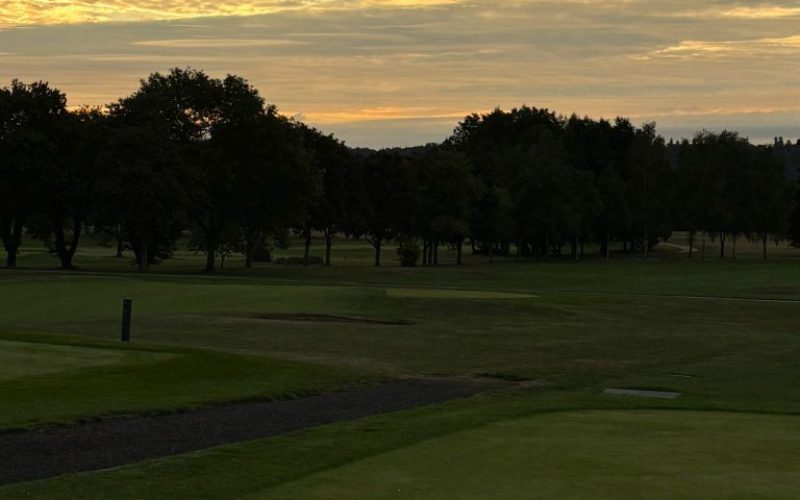 3 clubs and a putter pairs result
